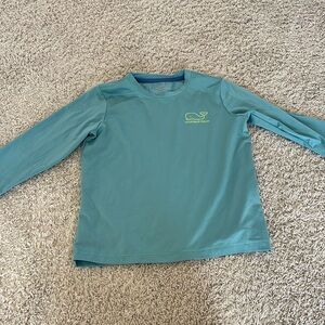 Vineyard vines kids long sleeve 4T performance tee.